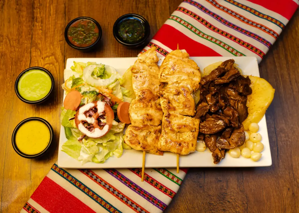 ANT. POLLO + MOLLEJITA