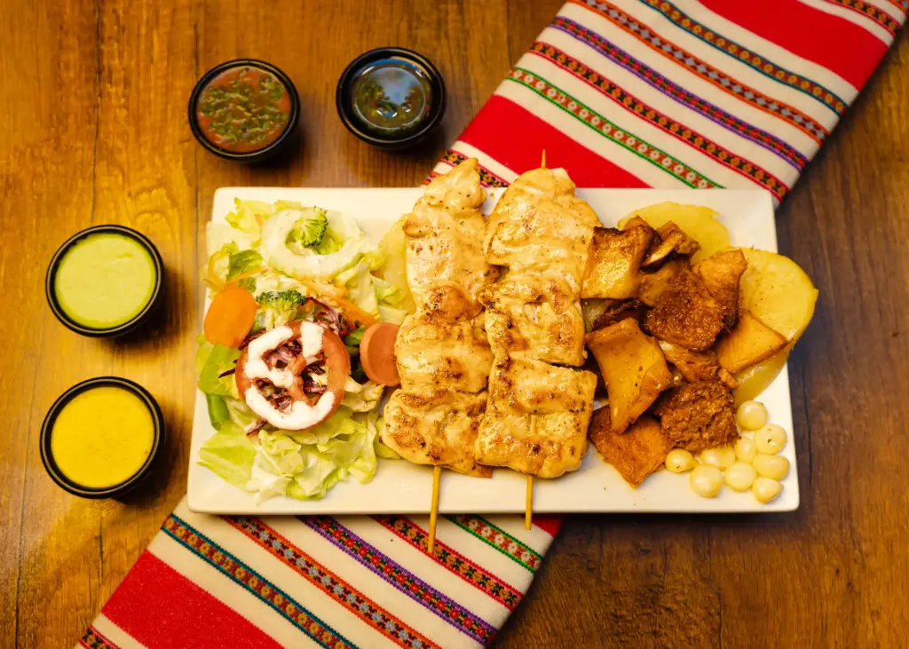 ANT. POLLO + PANCITA