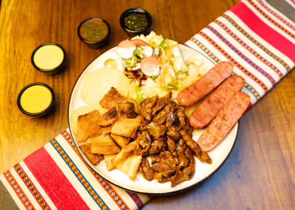 PANCITA + MOLLEJITAS + CHORIZO PARRILLERO